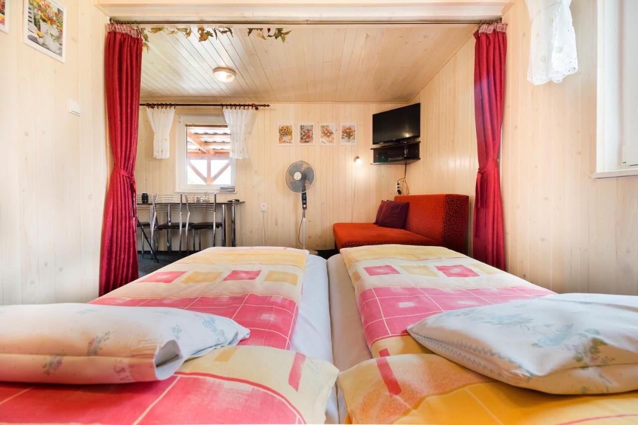 Apartmany Tamir ลิฟตอฟสกีมิคูลาช ภายนอก รูปภาพ